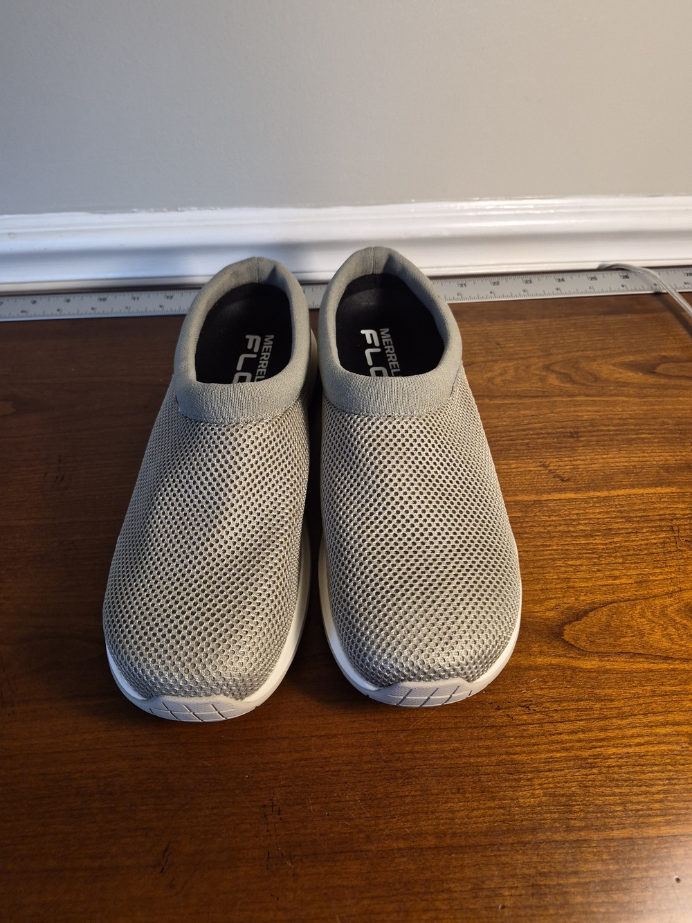 Merrell Women's Light Aluminum Color Slip-On Mesh Loafers Size 10